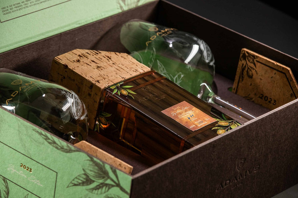 Customized Adamus Organic Dry Gin Signature Edition 2023 70cl Gift Box